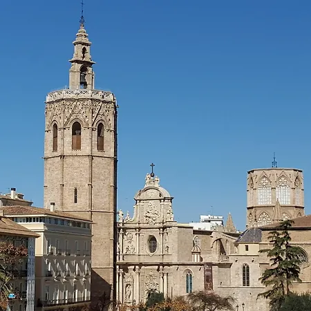 Maragata Plaza Reina Apartment Valencia