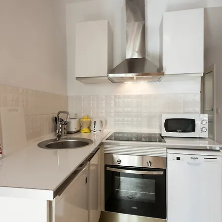 Apartamento Maragata Plaza Reina *